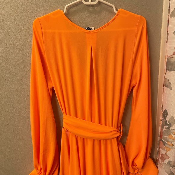 Akira Chiffon Maxi Dress - Picture 4 of 4